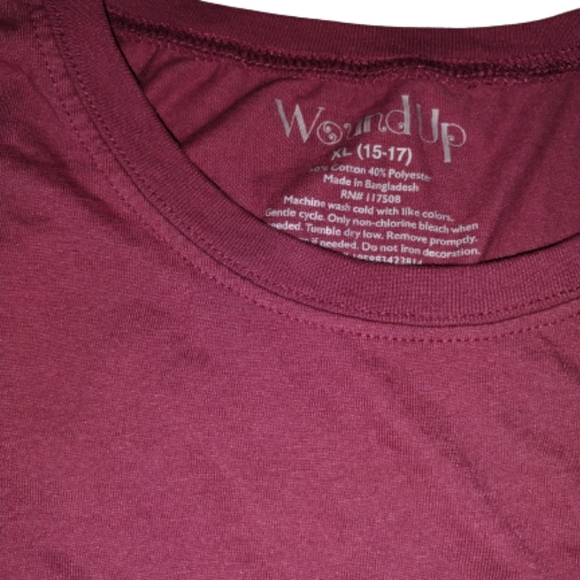 Wound-up Tee shirt - Picture 3 of 3